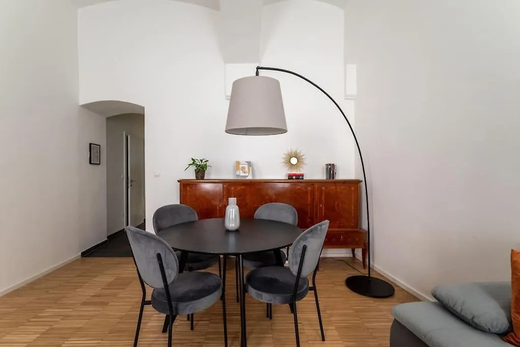 Apartment Pristine 1Br Steps From City By Hm Vienna